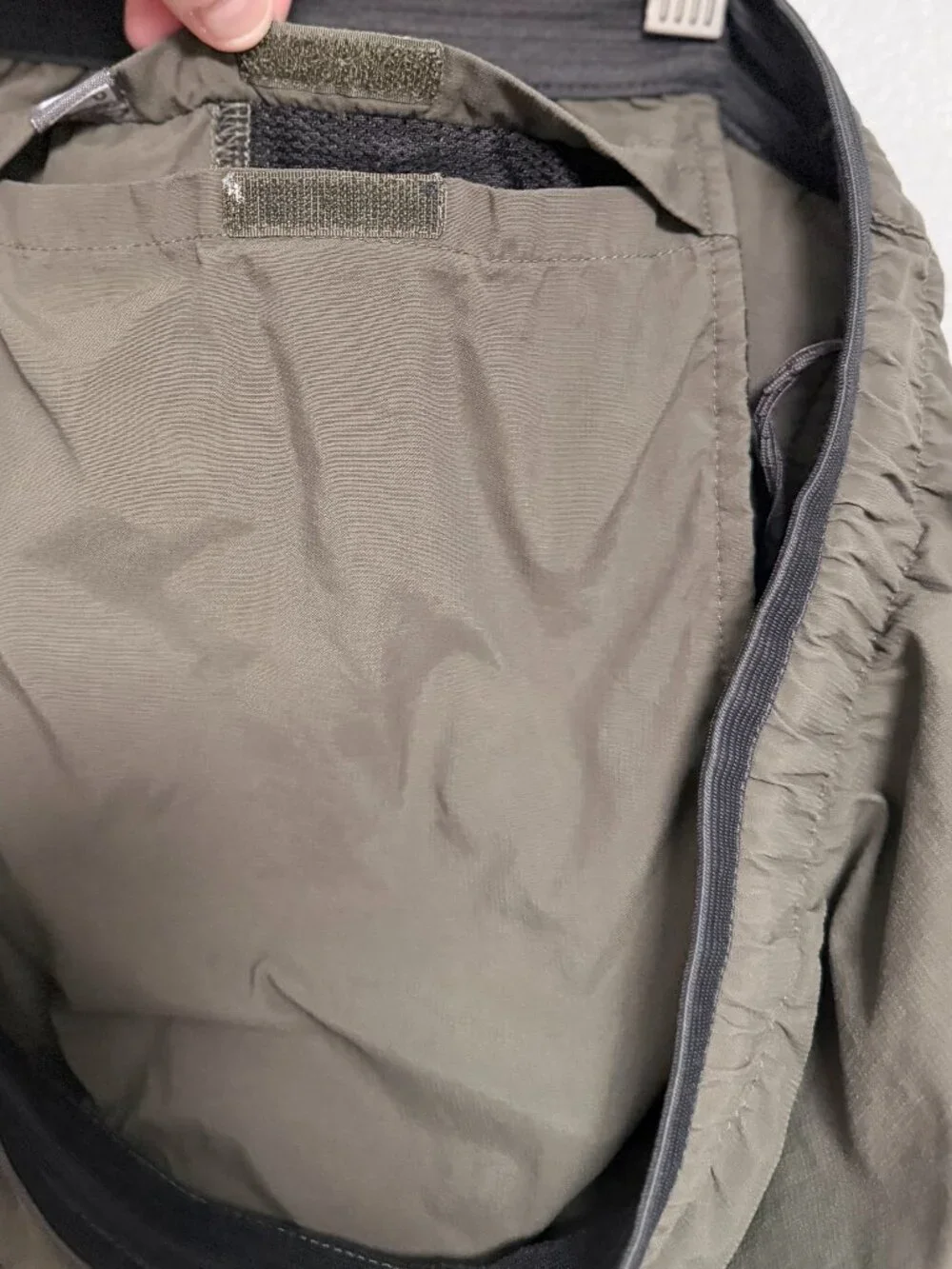 The North Face TNF Men's XL Olive Brown Nylon Hiking Shorts Stow Pocket Gorpcore